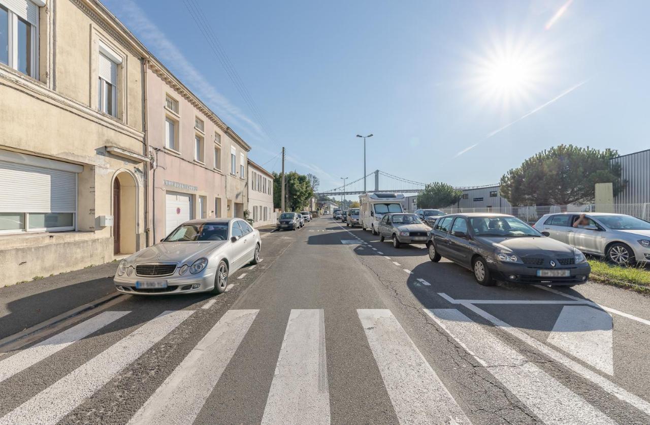 Aux Portes De Bordeaux Le Golden Gate Mindurguest Lormont Kültér fotó